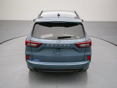 Used 2024 Ford Escape ST-Line w/ Tech Pack #1 FWD image 5