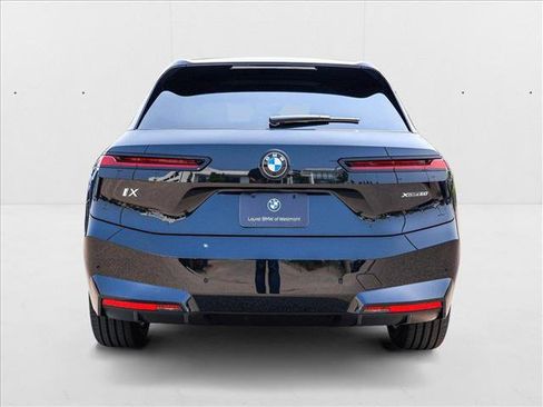 Used 2026 BMW iX xDrive60 image 6