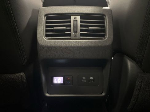 Used 2023 Nissan Rogue SL w/ SL Premium Package image 33