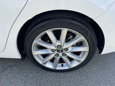 Used 2017 MAZDA MAZDA3 Grand Touring FWD image 36