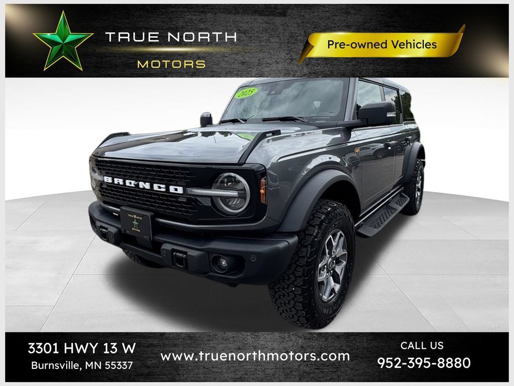 Used 2025 Ford Bronco Badlands AWD/4WD image 1
