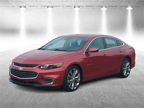 Used 2016 Chevrolet Malibu Premier w/ Driver Confidence Package II image 4