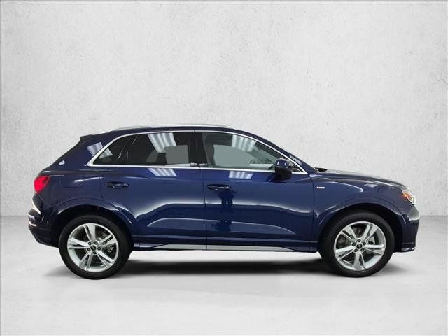 Used 2024 Audi Q3 2.0T Premium Plus AWD/4WD image 4