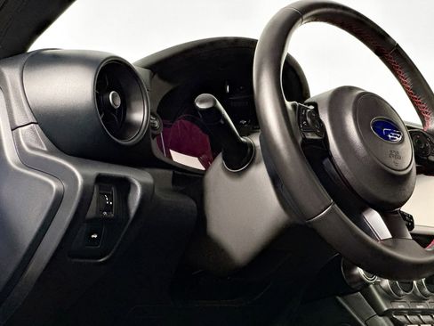 Used 2024 Subaru BRZ Premium image 19