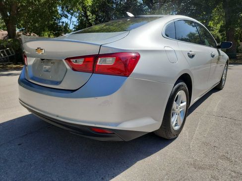 Used 2022 Chevrolet Malibu LS FWD image 7