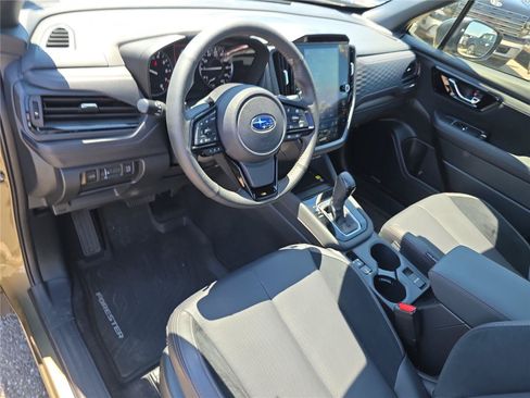 Used 2025 Subaru Forester Touring AWD/4WD image 23