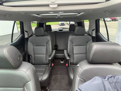 Used 2020 Chevrolet Traverse Premier w/ Redline Edition AWD/4WD image 23