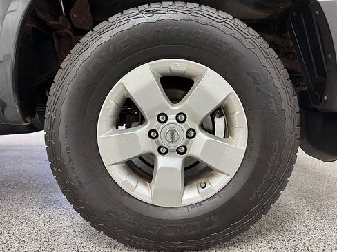 Used 2012 Nissan Frontier SV w/ SV Premium Utility Pkg image 23