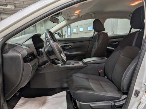 Used 2022 Nissan Sentra SV image 14