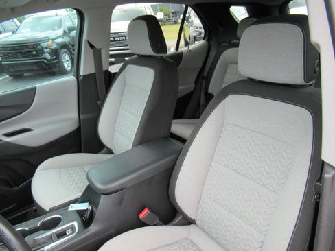 Certified 2022 Chevrolet Equinox LT FWD image 18