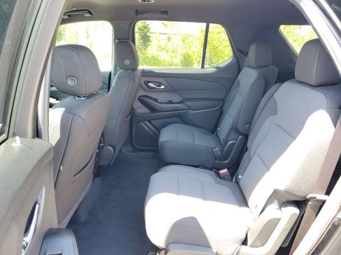 Used 2023 Chevrolet Traverse LT AWD/4WD image 13