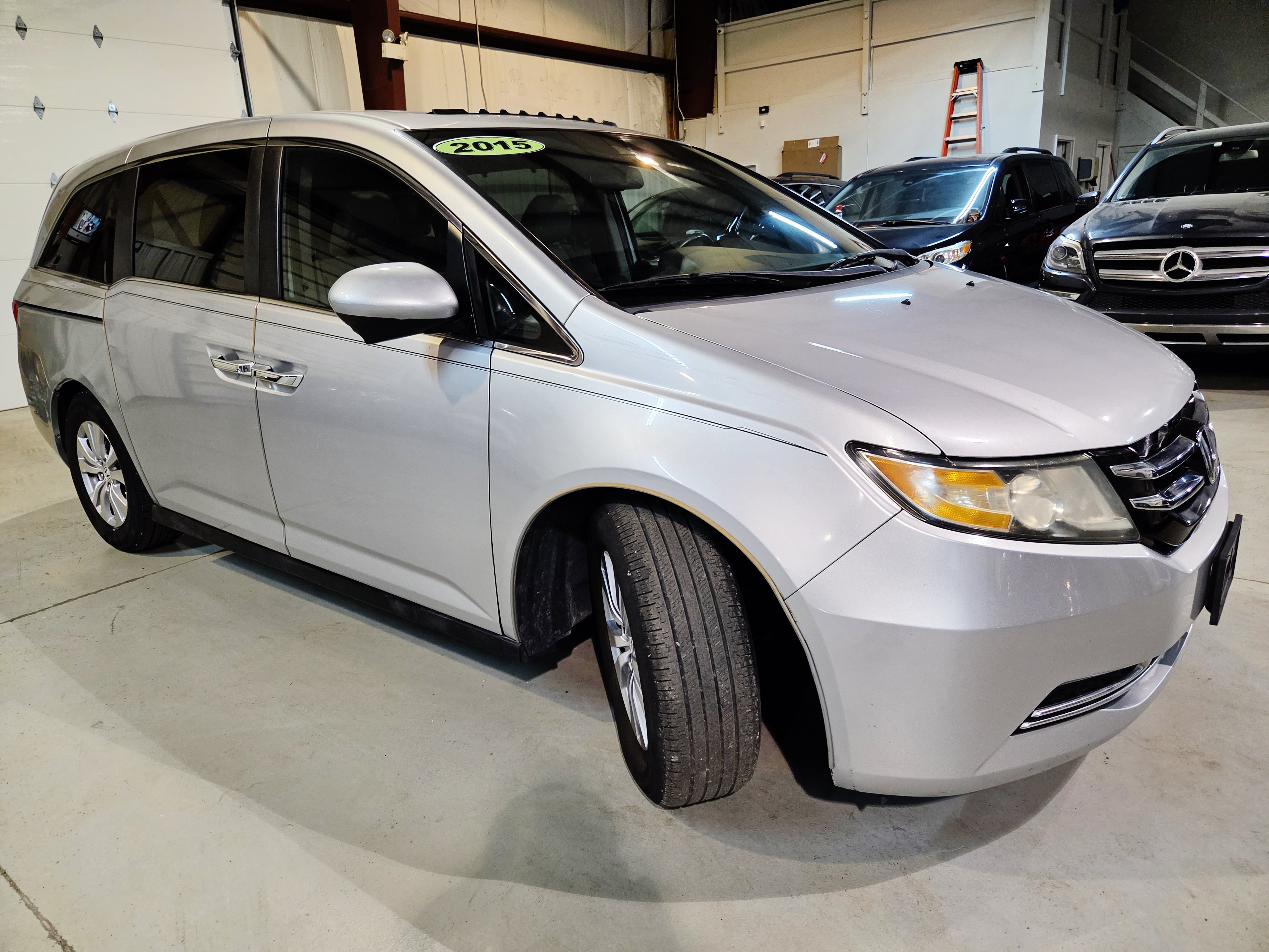Used 2015 Honda Odyssey EX-L image 10