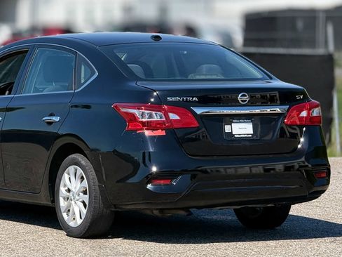 Used 2018 Nissan Sentra SV image 16
