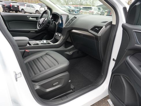 Used 2024 Ford Edge SEL w/ Convenience Package AWD/4WD image 30