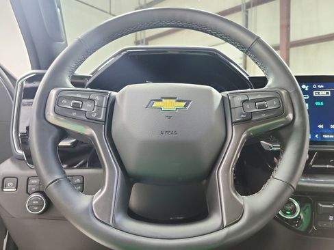 Used 2024 Chevrolet Silverado 1500 High Country AWD/4WD image 24