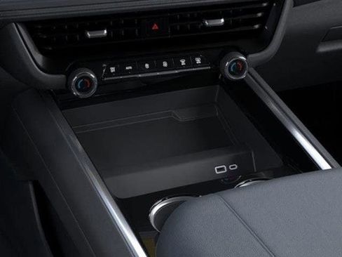 New 2026 Chevrolet Suburban LS image 23