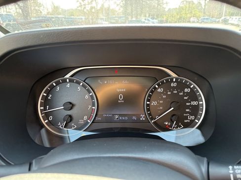 New 2026 Nissan Frontier SV w/ SV Convenience Package AWD/4WD image 10