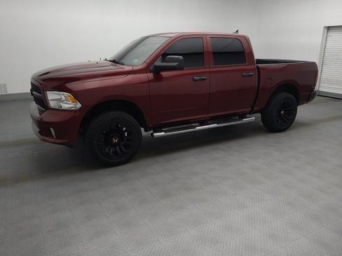 Used 2019 RAM 1500 Express w/ Express Value Package AWD/4WD image 2