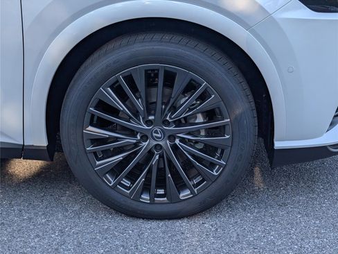 New 2025 Lexus RX 350 image 8