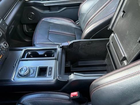 Used 2019 Ford Expedition Limited w/ Equipment Group 303A RWD image 22