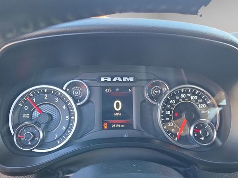 Used 2023 RAM 1500 Big Horn AWD/4WD image 11