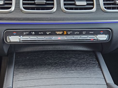 Certified 2026 Mercedes-Benz GLE 350 4MATIC image 19