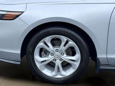 Used 2023 Honda Accord LX image 35