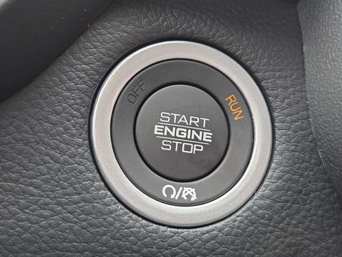 New 2026 RAM 1500 4x4 Crew Cab image 23