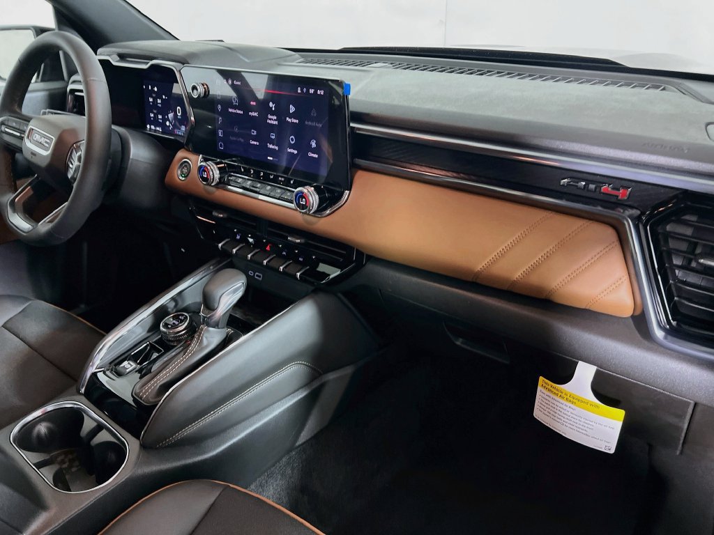 New 2026 GMC Canyon AT4 AWD/4WD image 23