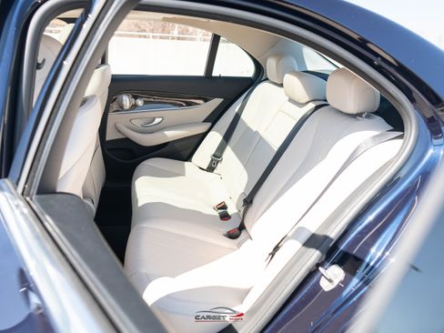 Used 2017 Mercedes-Benz E 300 image 17