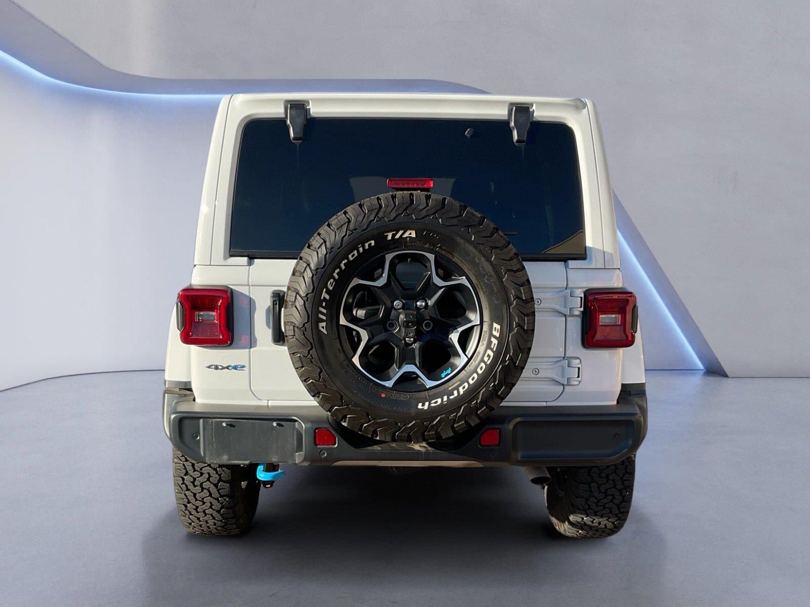 Used 2022 Jeep Wrangler Unlimited Rubicon 4xe AWD/4WD image 4