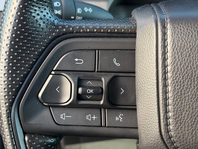 Used 2025 Toyota Tacoma SR5 AWD/4WD image 20