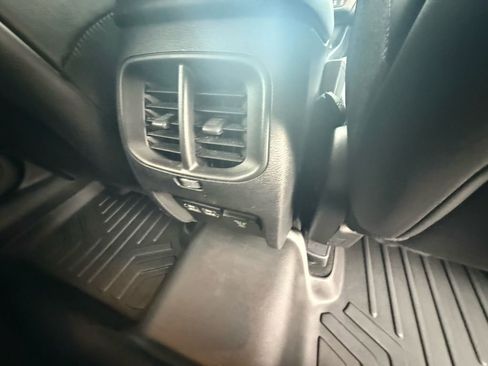 Used 2021 Jeep Cherokee Trailhawk w/ Premium Leather Package image 13