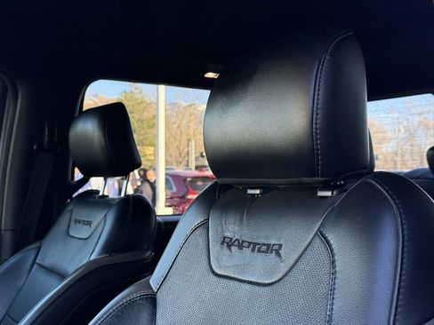 Used 2018 Ford F150 Raptor w/ Equipment Group 802A Luxury image 11