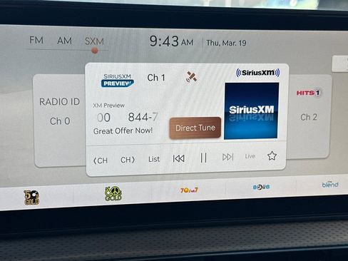 Used 2023 Genesis GV60 Performance image 19