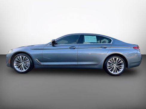 Used 2022 BMW 530i xDrive w/ Convenience Package AWD/4WD image 4