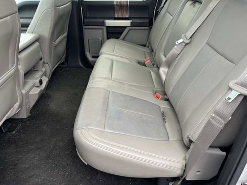 Used 2018 Ford F150 Lariat image 6