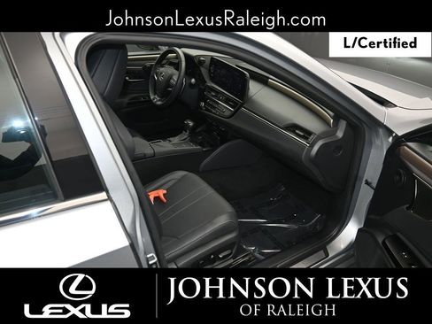 Certified 2022 Lexus ES 350 F Sport image 10