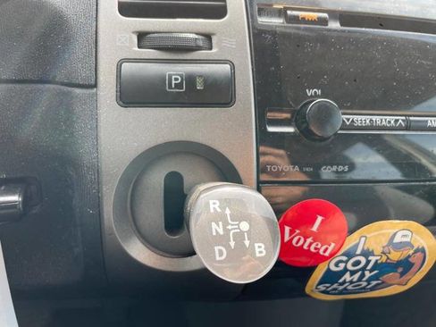 Used 2008 Toyota Prius FWD image 37