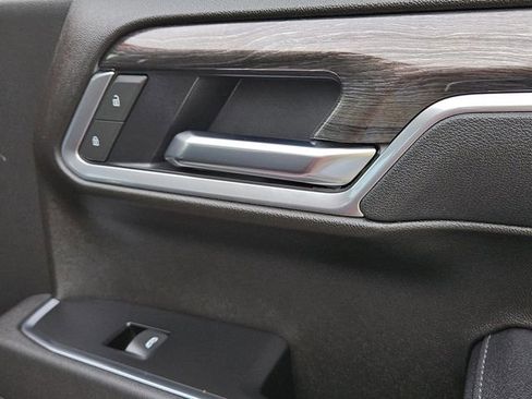 Used 2025 Chevrolet Silverado 1500 LTZ w/ LTZ Convenience Package II AWD/4WD image 37