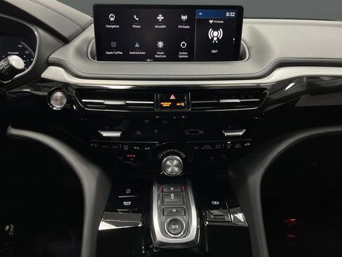 Used 2023 Acura MDX SH-AWD w/ Technology Package image 9