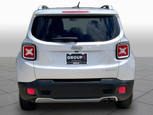Used 2016 Jeep Renegade Limited FWD image 5