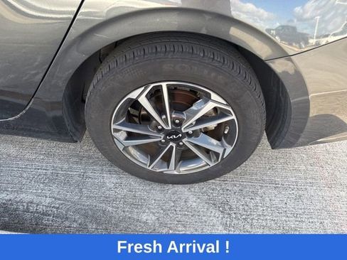 Used 2024 Kia Forte LXS image 17
