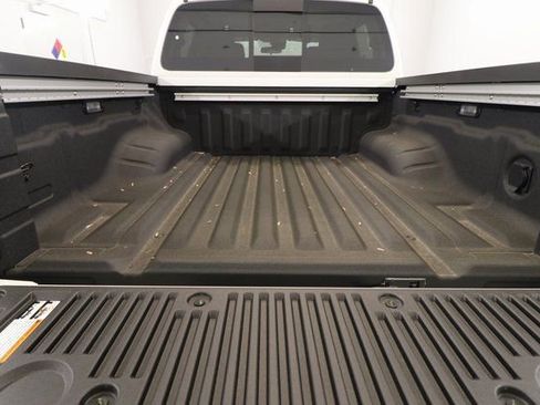 New 2025 Nissan Frontier SV w/ SV Convenience Package image 23