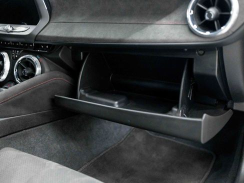Used 2017 Chevrolet Camaro ZL1 RWD image 91