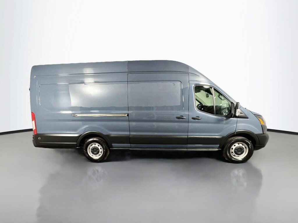 Used 2019 Ford Transit 250 148 High Roof Extended RWD image 6