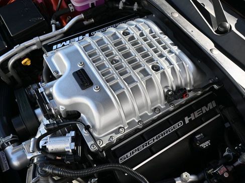 Used 2021 Dodge Charger SRT Hellcat image 19