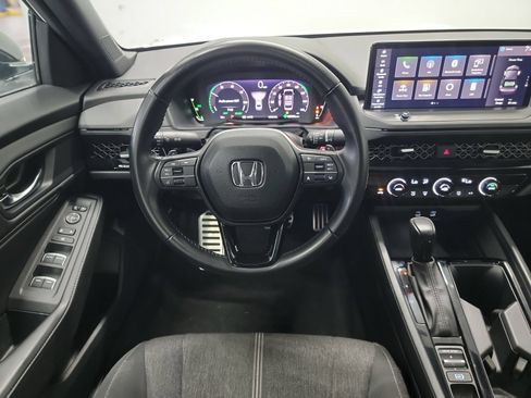 Used 2023 Honda Accord Sport image 16