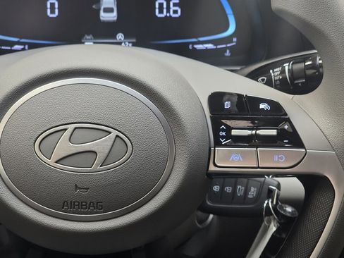 New 2026 Hyundai Elantra SE image 15