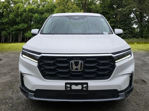 New 2025 Honda Pilot EX-L image 8